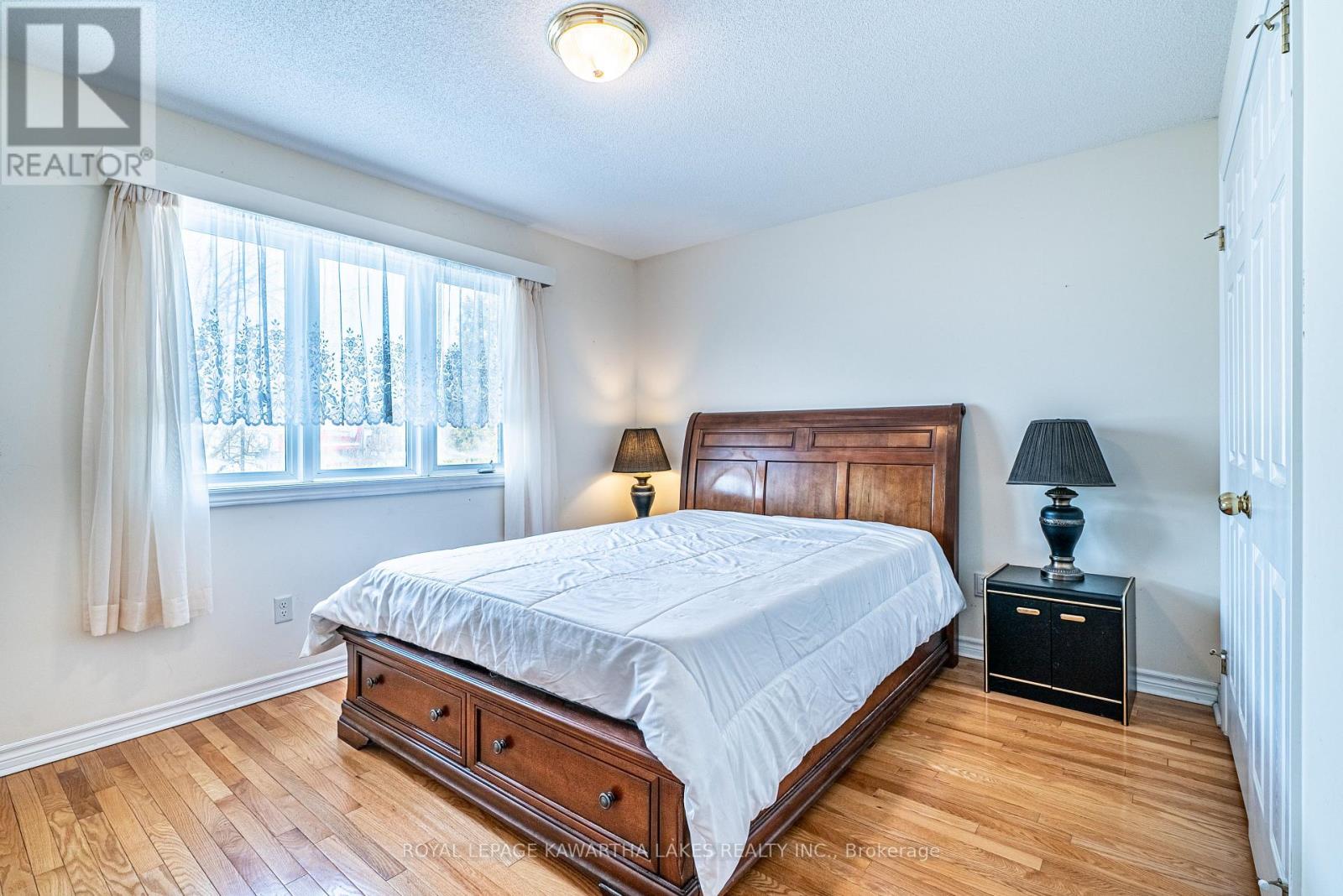 36 Fallingbrook Crescent, Kawartha Lakes, Ontario  K9V 0B3 - Photo 15 - X11970988