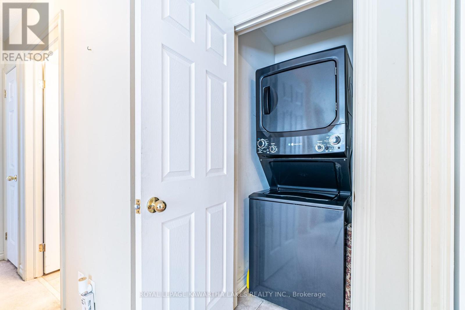 36 Fallingbrook Crescent, Kawartha Lakes, Ontario  K9V 0B3 - Photo 18 - X11970988