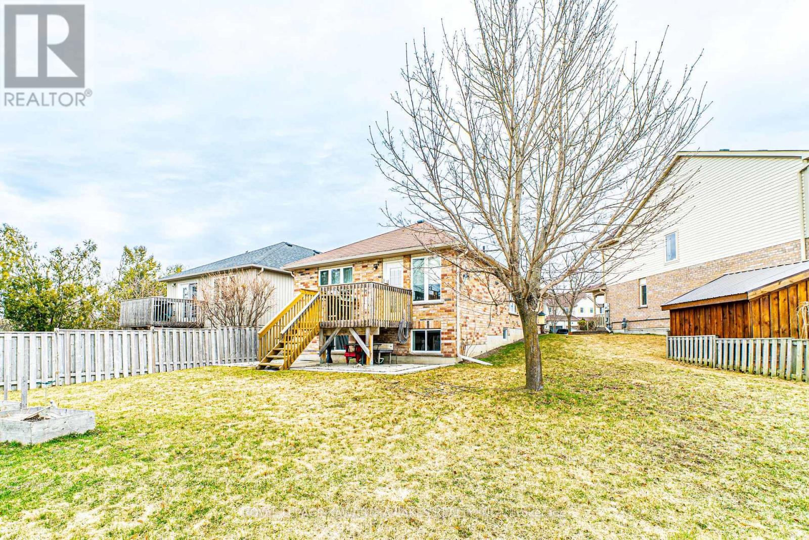 36 Fallingbrook Crescent, Kawartha Lakes, Ontario  K9V 0B3 - Photo 27 - X11970988