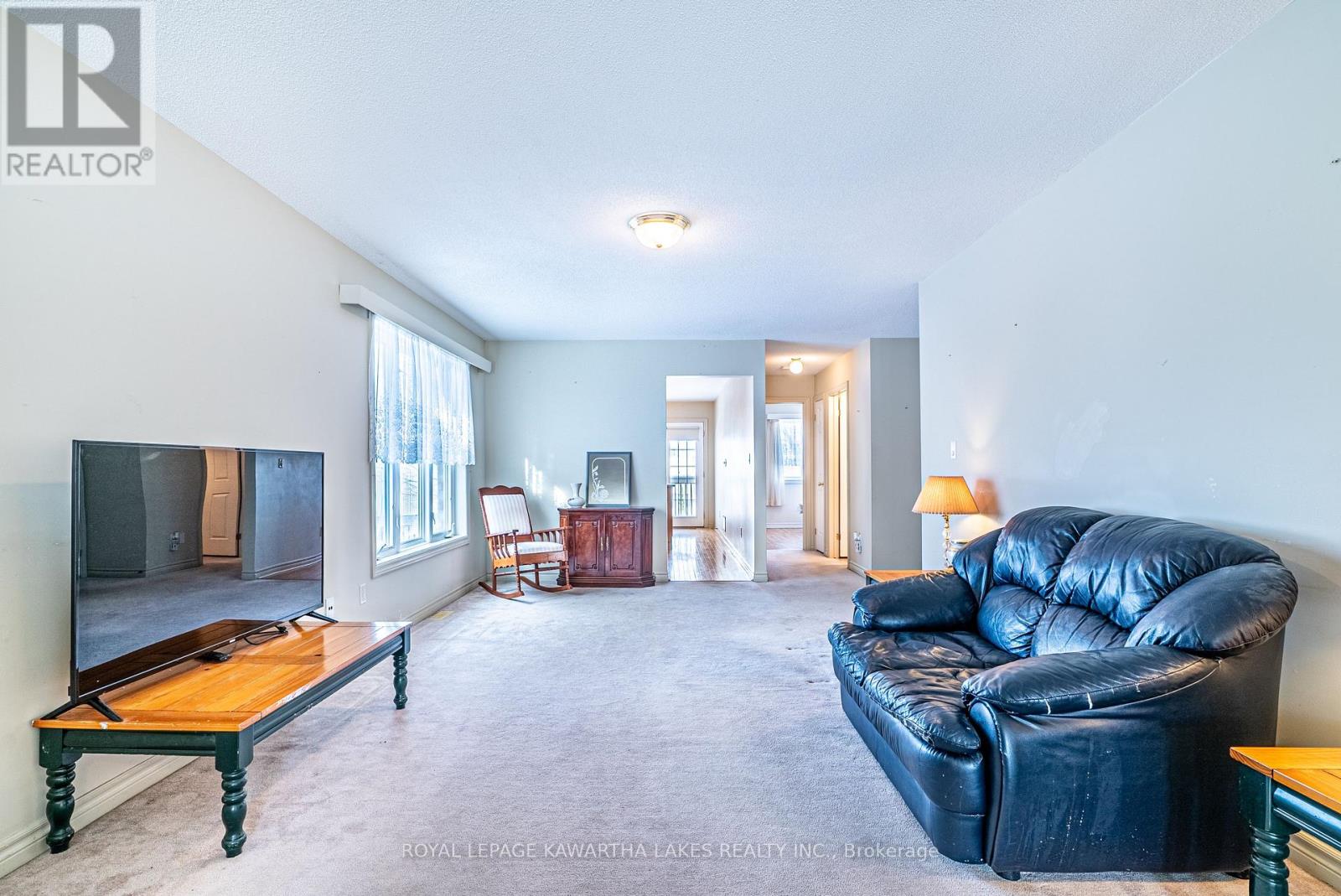36 Fallingbrook Crescent, Kawartha Lakes, Ontario  K9V 0B3 - Photo 9 - X11970988