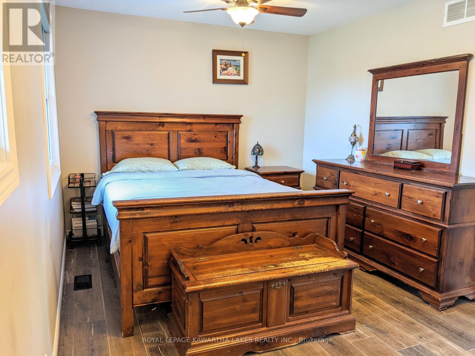 21 Pleasure Street, Kawartha Lakes, Ontario  K0M 1G0 - Photo 10 - X11996271