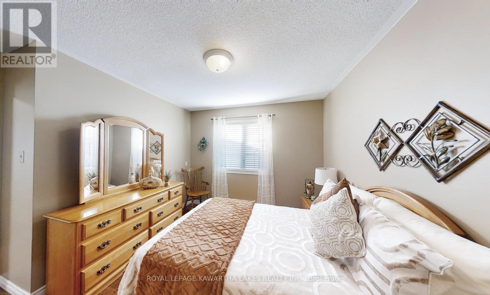 20 Cedartree Lane, Kawartha Lakes, Ontario  K0M 1A0 - Photo 21 - X12038137