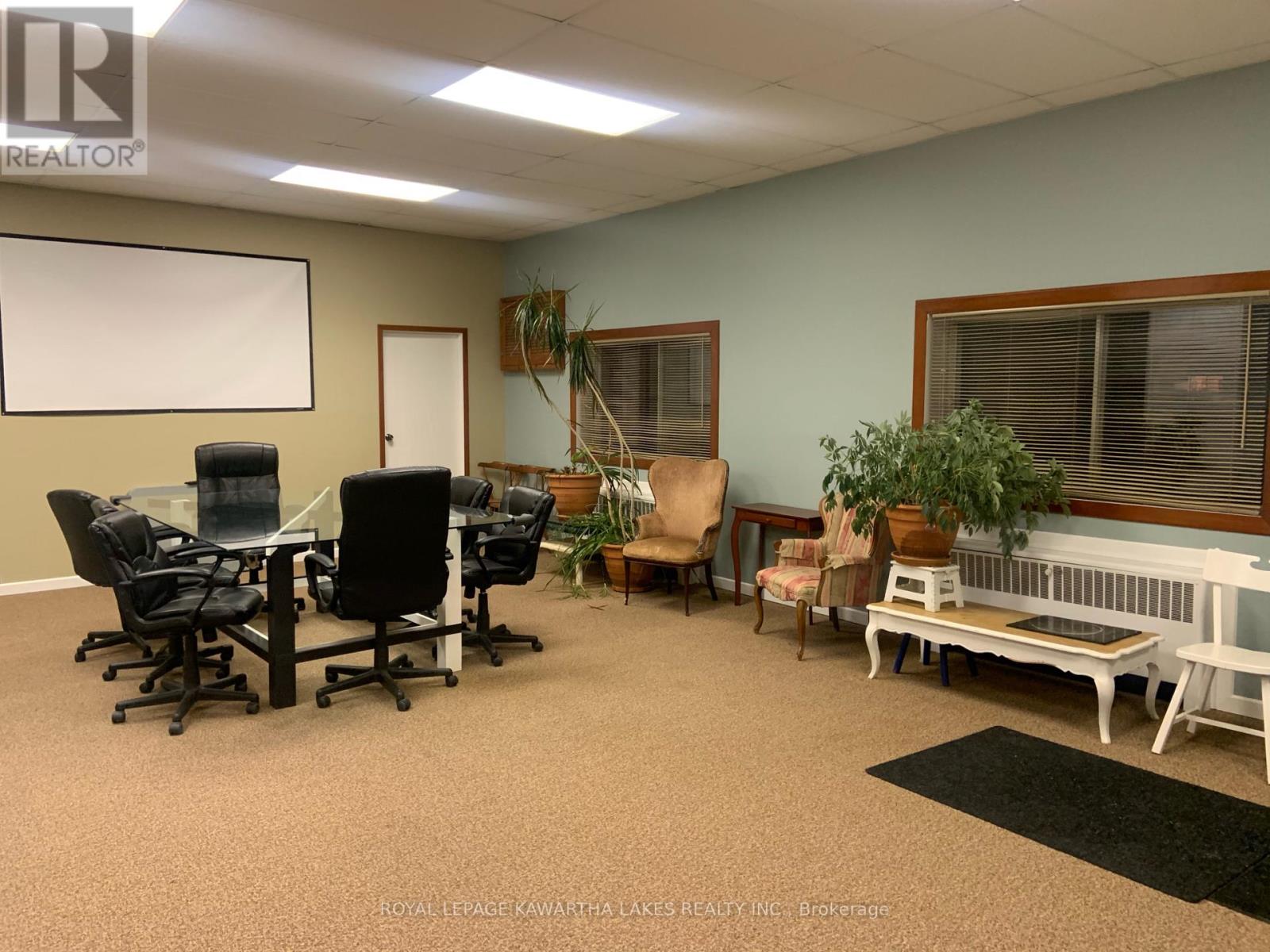 21 Ann Street N, Brock, Ontario  L0E 1E0 - Photo 8 - N12077887