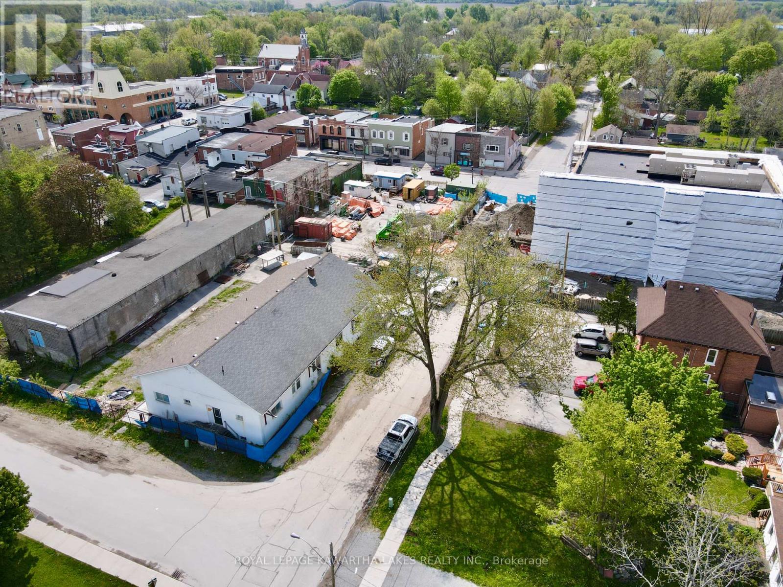 21 Ann Street N, Brock, Ontario  L0E 1E0 - Photo 3 - N12077888