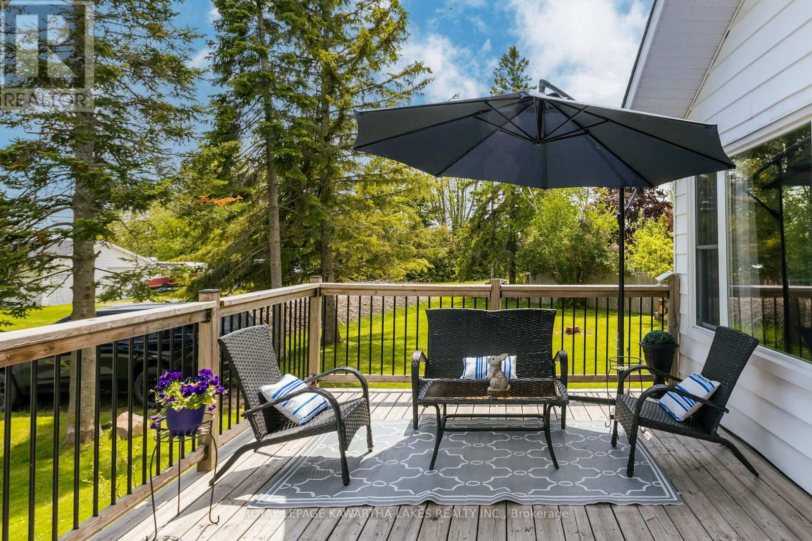 109 Southview Drive, Kawartha Lakes, Ontario  K0M 1G0 - Photo 5 - X12191138