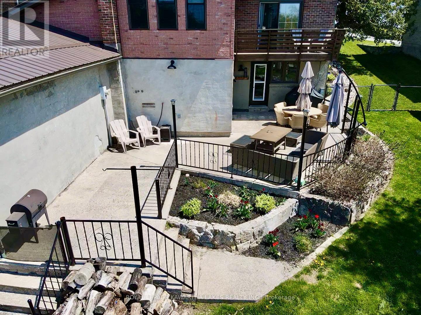 674 Osborne Street, Brock, Ontario  L0K 1A0 - Photo 5 - N12201785