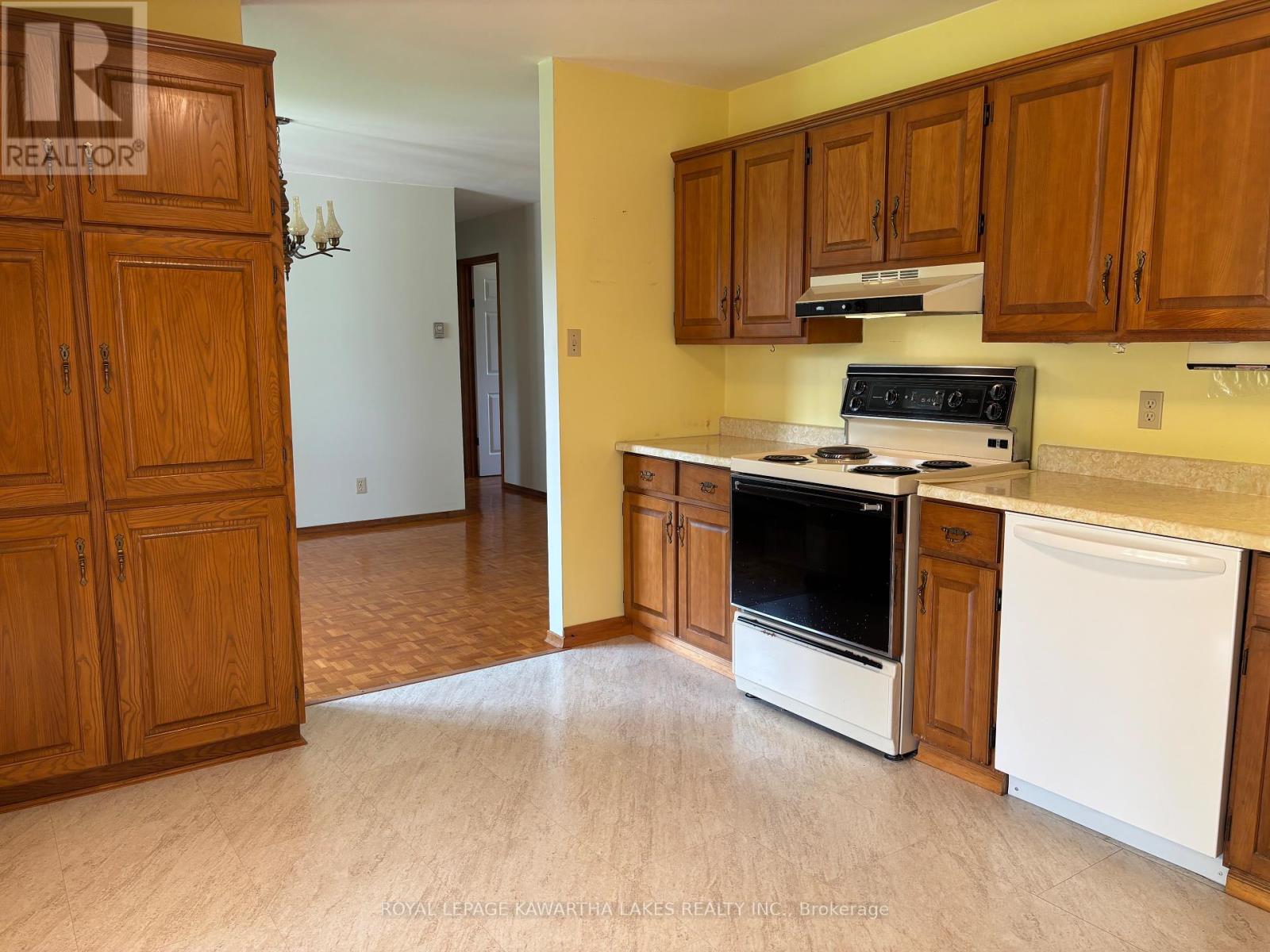 576 Lorneville Road, Kawartha Lakes, Ontario  K0M 2T0 - Photo 14 - X12203073