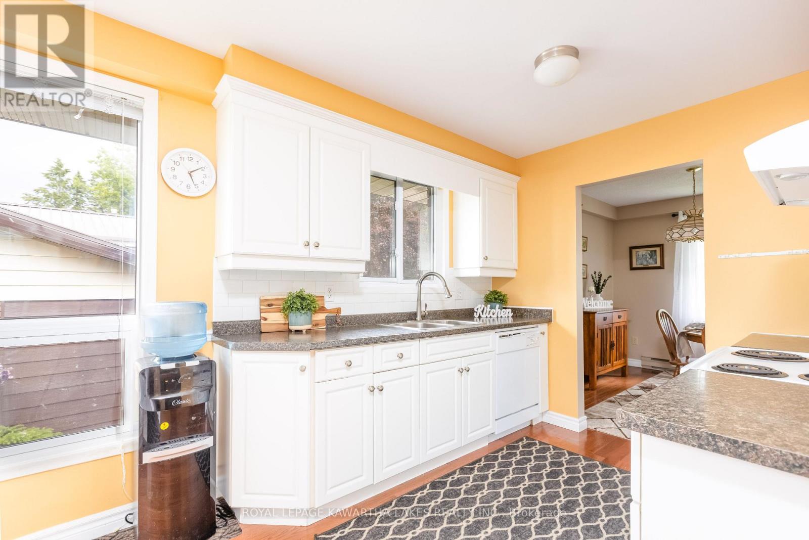 12 Hillside Drive, Kawartha Lakes, Ontario  K9V 1A4 - Photo 14 - X12215114