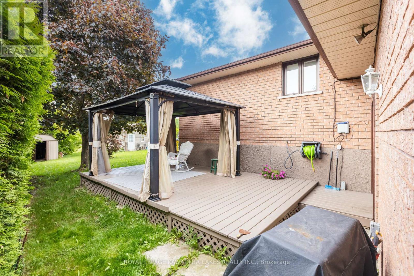 12 Hillside Drive, Kawartha Lakes, Ontario  K9V 1A4 - Photo 32 - X12215114