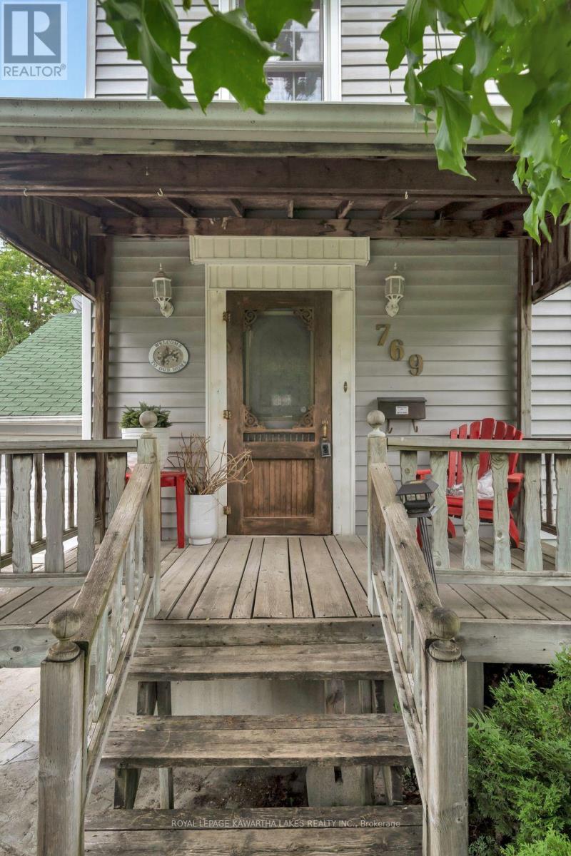 769 Chesterfield Avenue, Peterborough North, Ontario  K9H 4Y1 - Photo 10 - X12215254