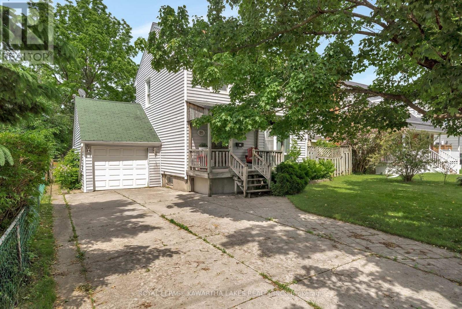 769 Chesterfield Avenue, Peterborough North, Ontario  K9H 4Y1 - Photo 8 - X12215254