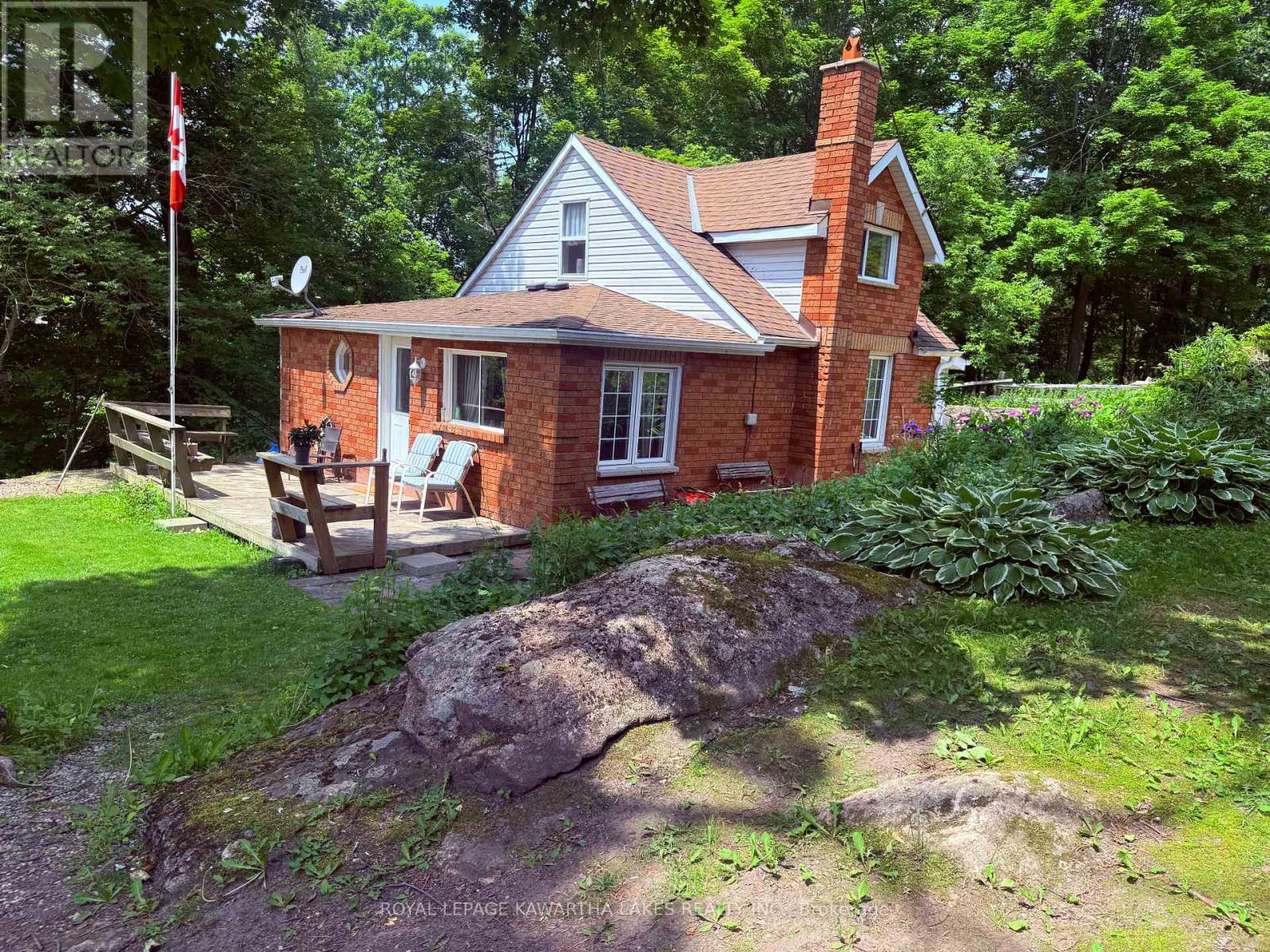 5 Government Dock Road, Kawartha Lakes, Ontario  K0M 2L0 - Photo 1 - X12218160